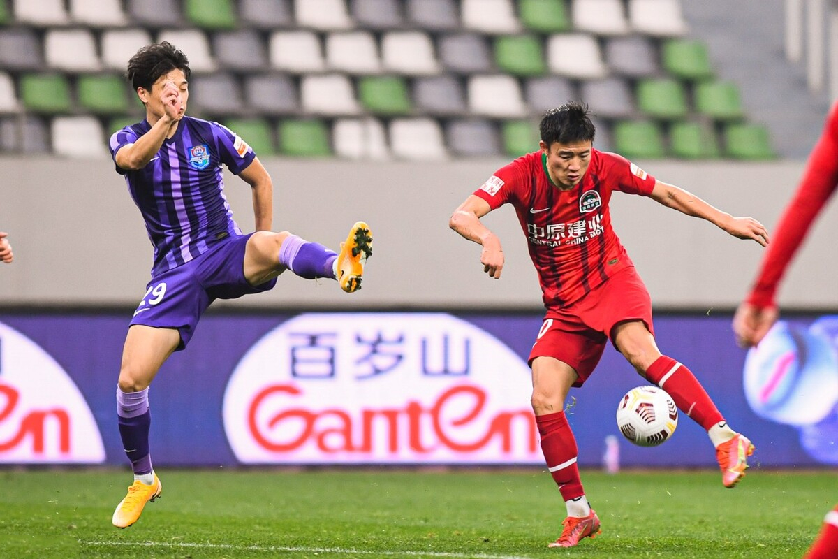 河南队锋线进攻火力强劲，连连得分