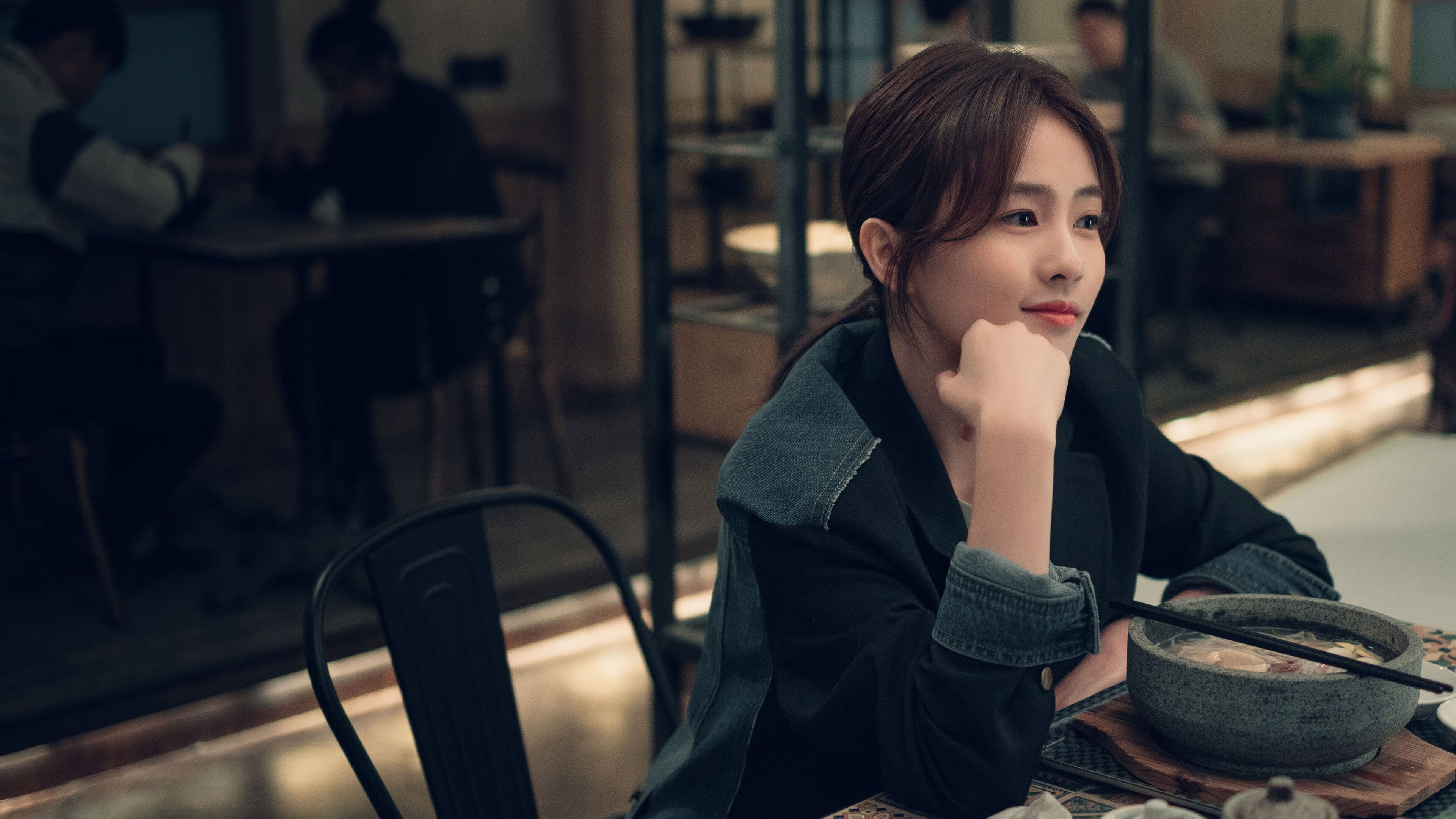 爱游戏在线-跨界的光芒，当团队交响遇见独奏巅峰