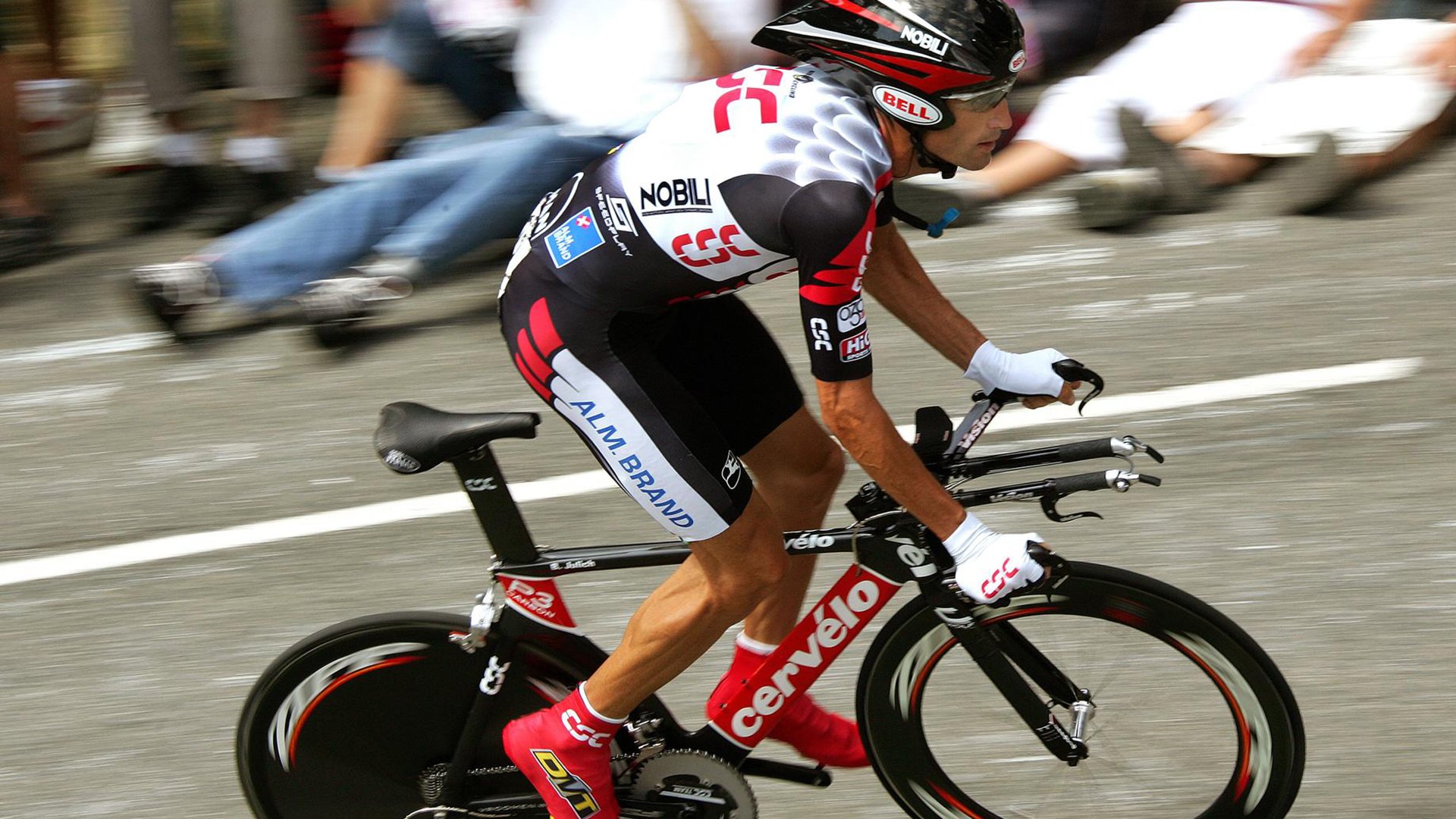 从巴黎到波士顿，当凯尔特人绿衫遇上爱尔兰海的浪