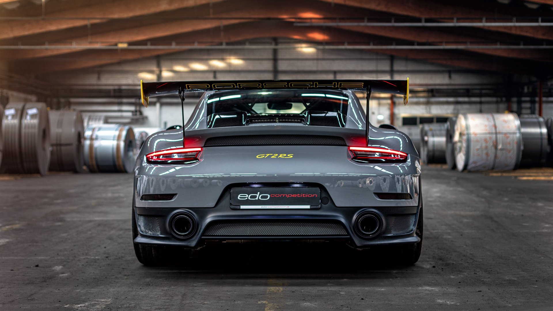 封印在西班牙雨夜的一脚—奥利维耶如何用唯一方式主宰曼联晋级走向