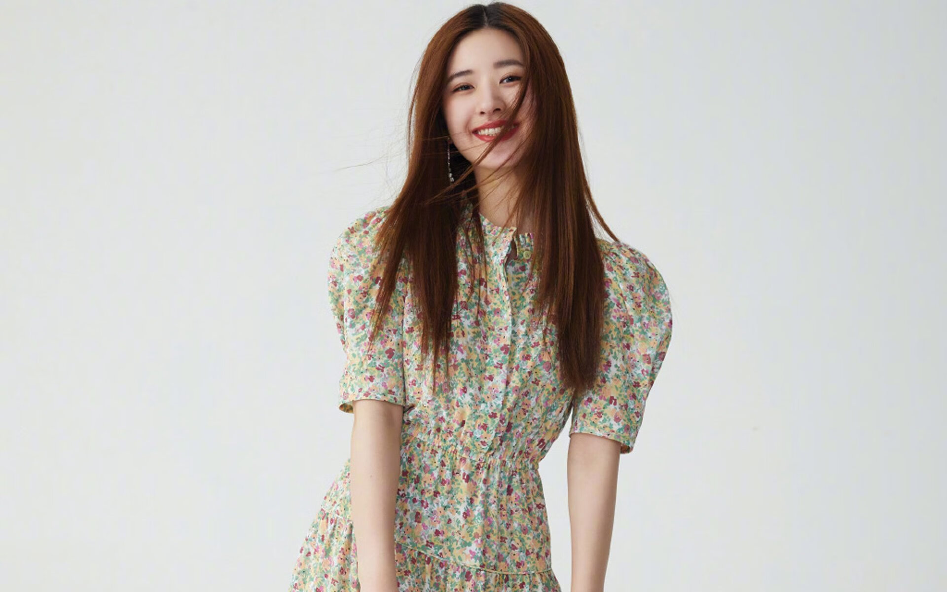 当艺术足球与精密机器交响,技术盛宴与战术博弈的双重震撼